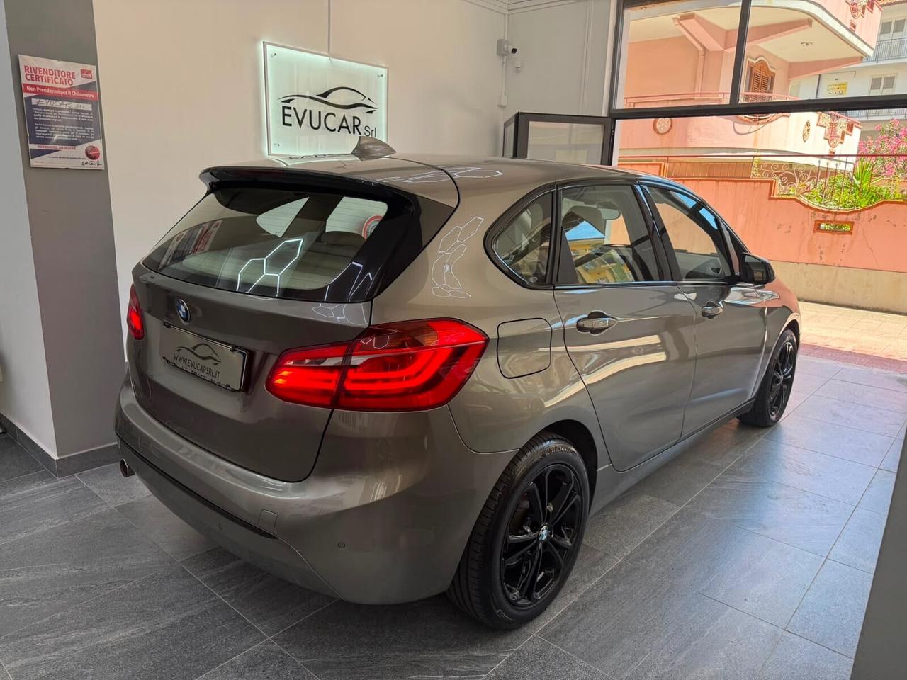 Bmw 2er Active Tourer 218d Luxury