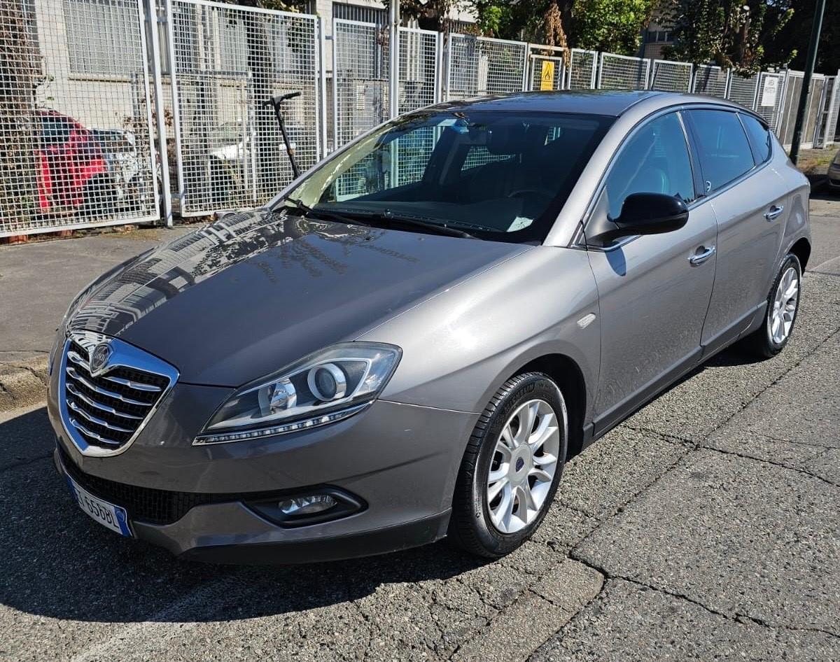 Lancia Delta 1.6 MJT DPF Gold