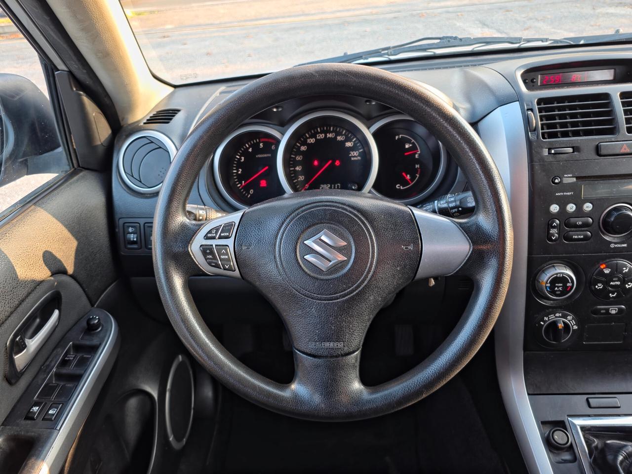 Suzuki Grand Vitara 1.9 DDiS 5 porte 2006-E4 Manuale 4x4