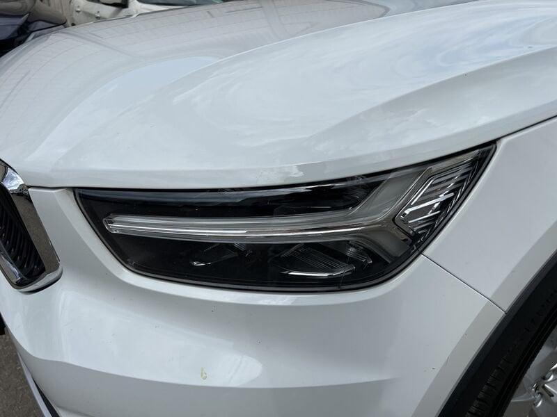 Volvo XC40 D3 AWD Geartronic Momentum