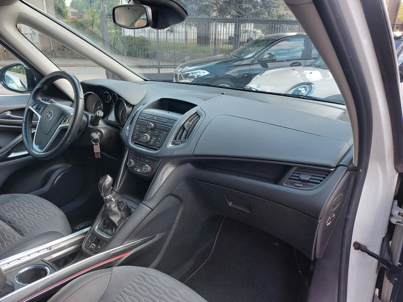 Opel Zafira Tourer 2.0 CDTi 130CV Cosmo TAGLIANDATA