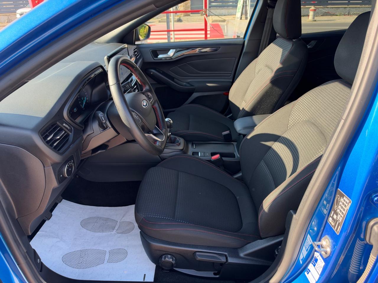 Ford Focus 1.0 Hybrid 125 CV 5p. ST-Line