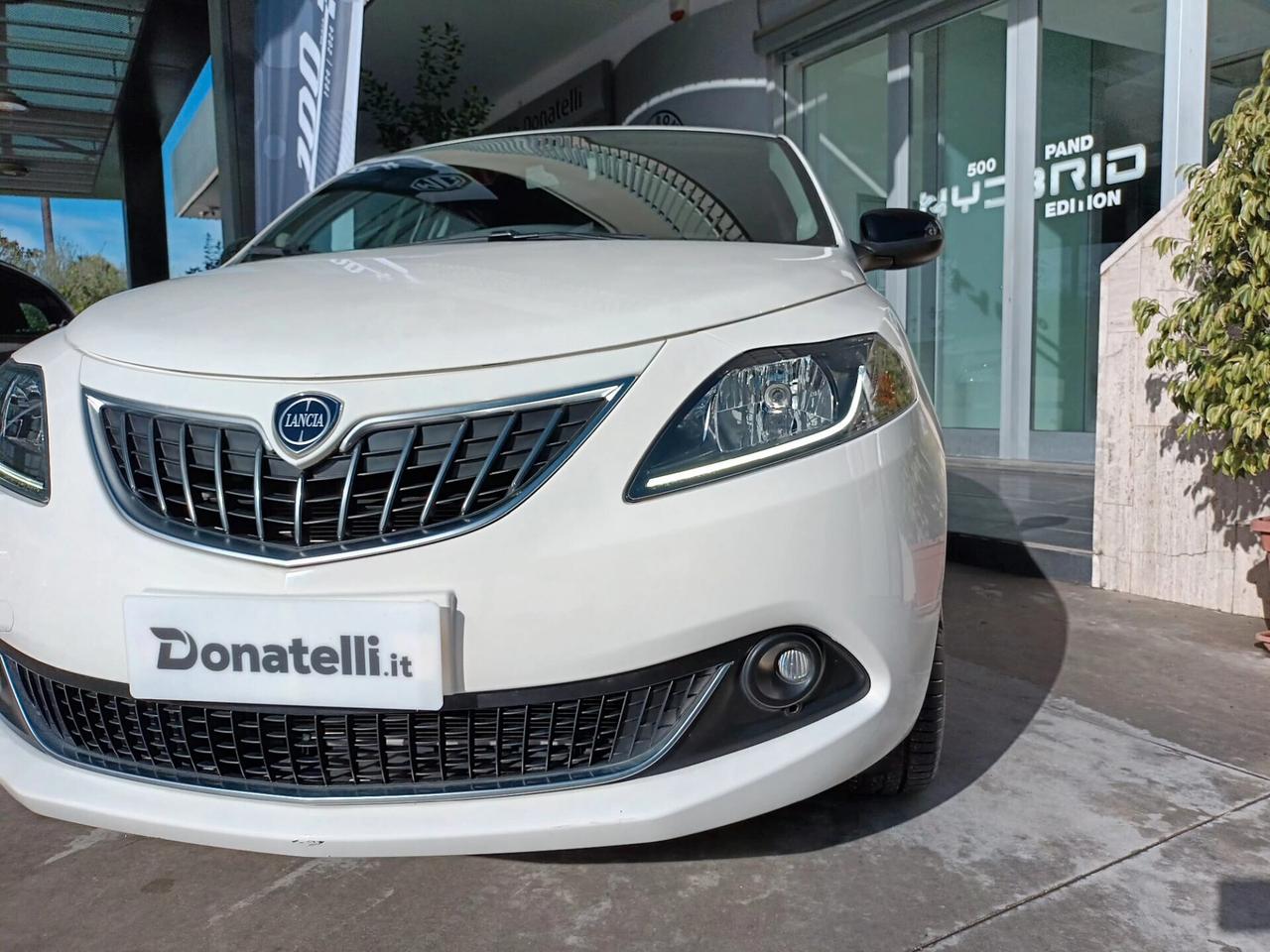 Lancia Ypsilon 1.0 PLATINO Hybrid 70 CV
