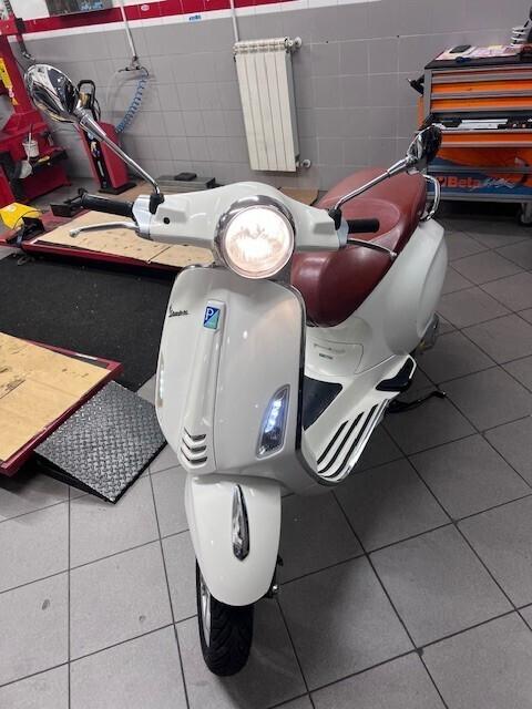Piaggio Vespa 125 Primavera classic