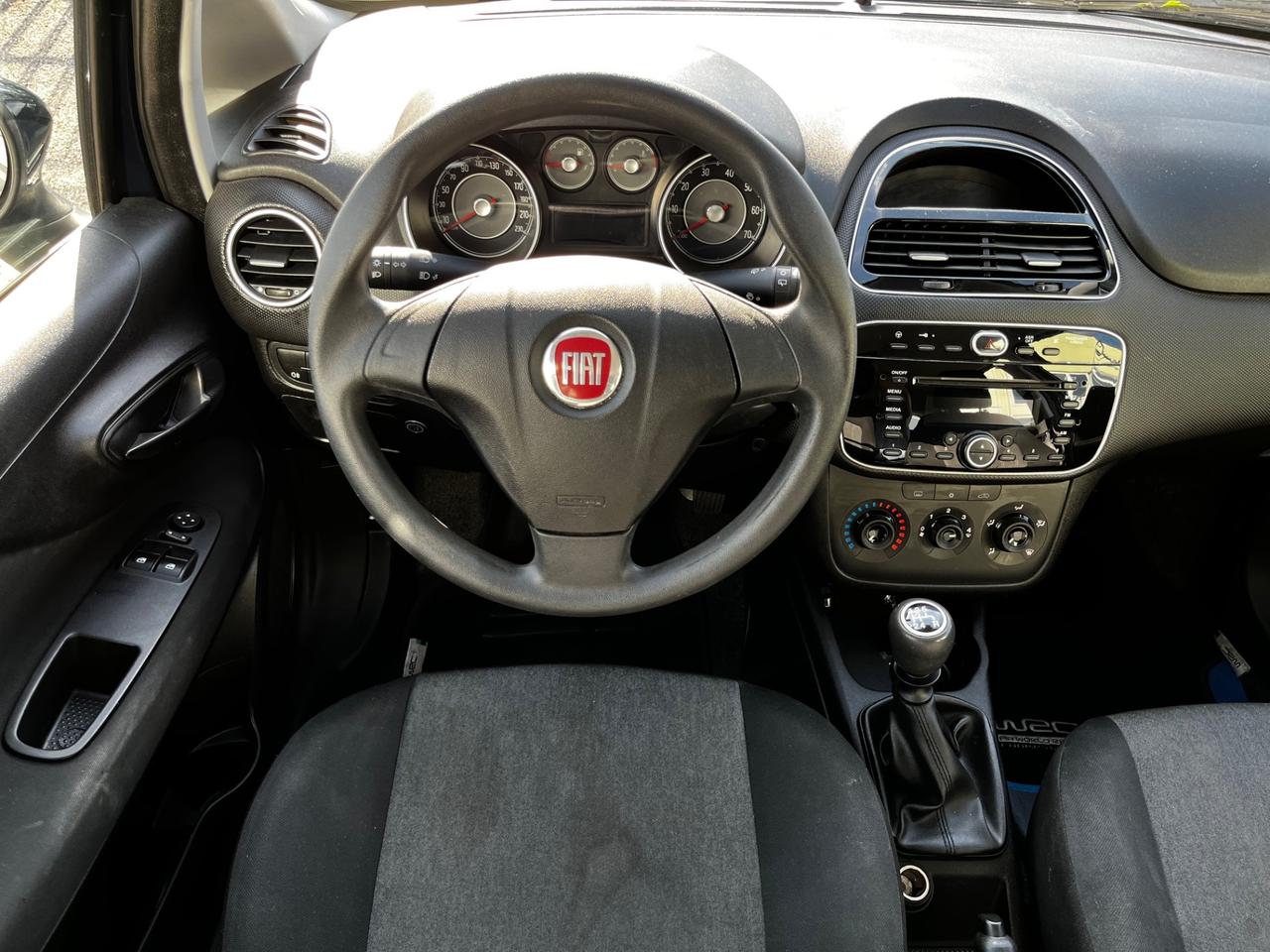 Fiat Punto 1.4 8V 5 porte GPL - BENZINA / OK NEOPATENTATI