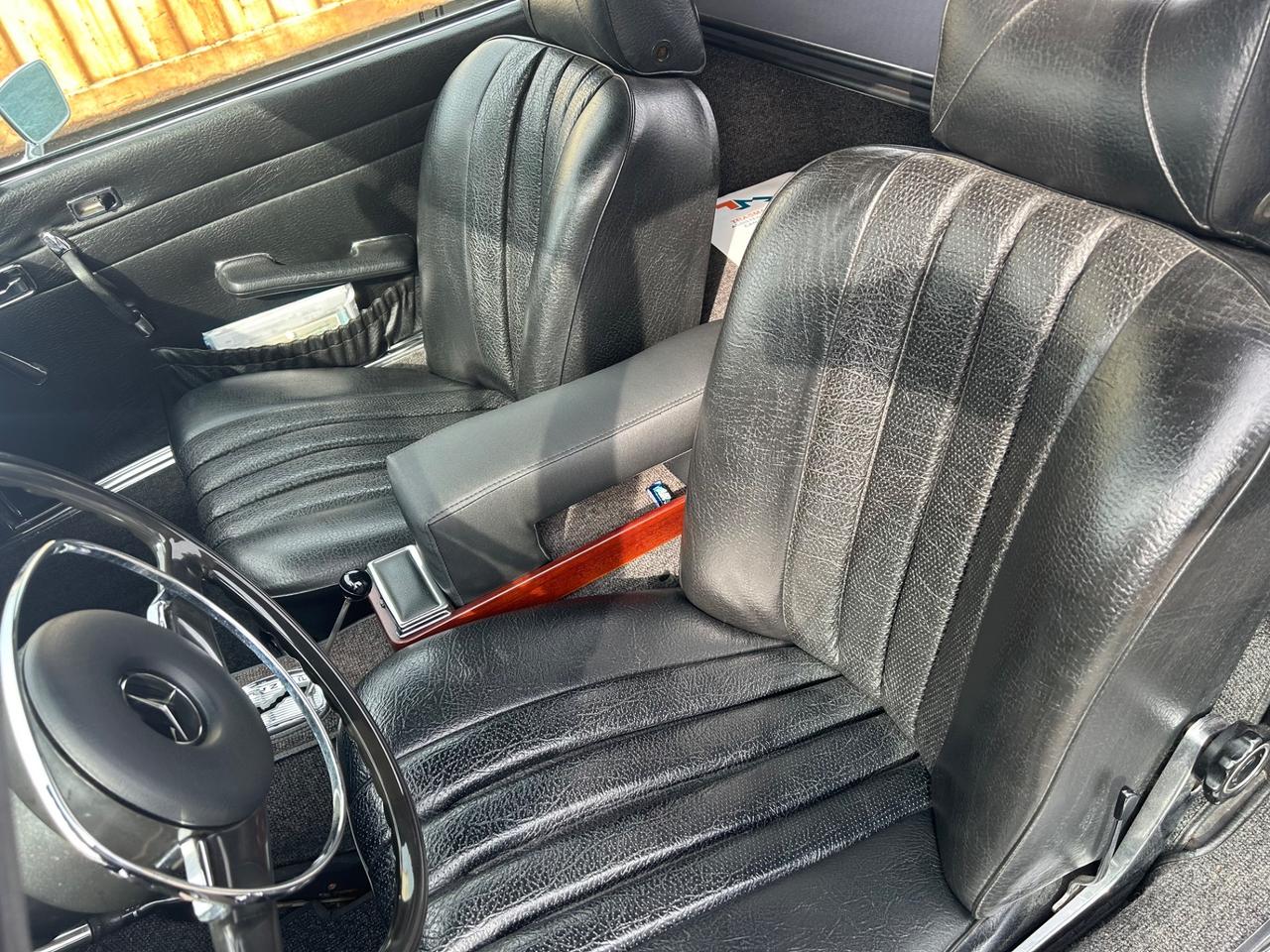 Mercedes-benz SL 280 W113 Pagoda