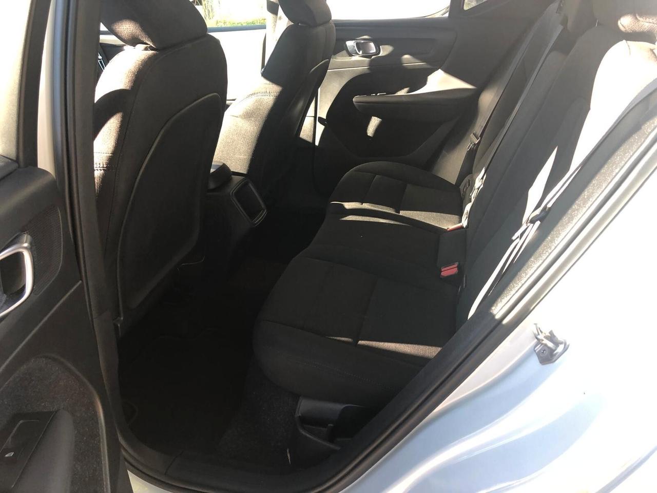 Volvo XC40 D3 AWD Geartronic Momentum