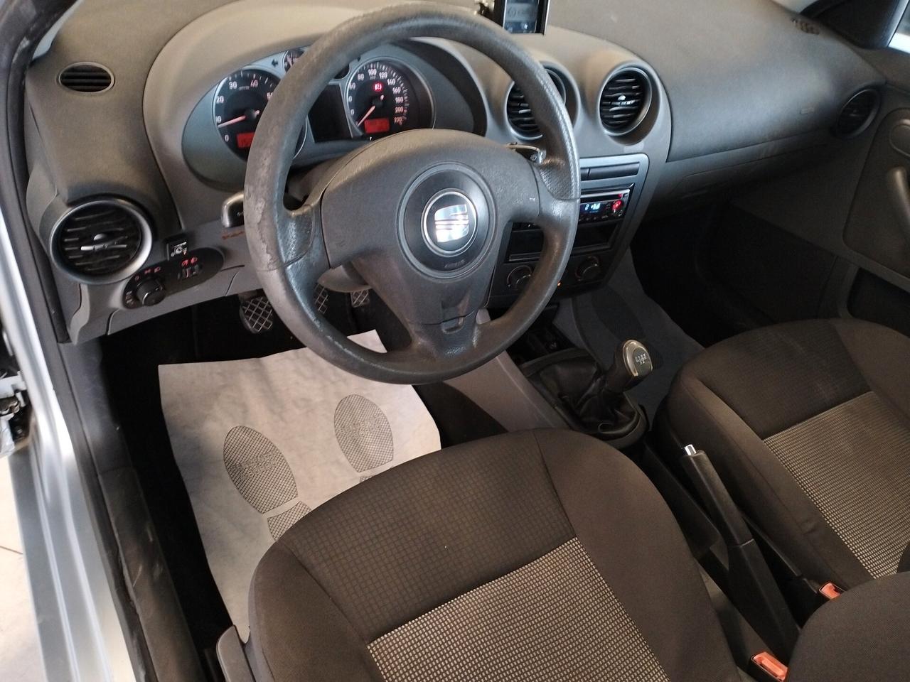 Seat Ibiza 1.4 16V 85CV