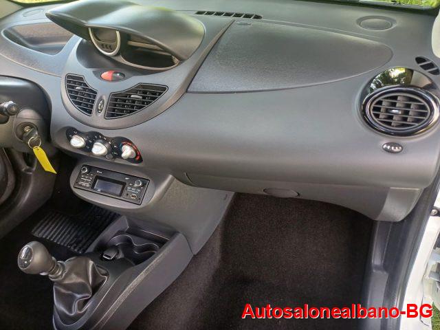 RENAULT Twingo 1.2 16V Live PER NEOPATENTATI