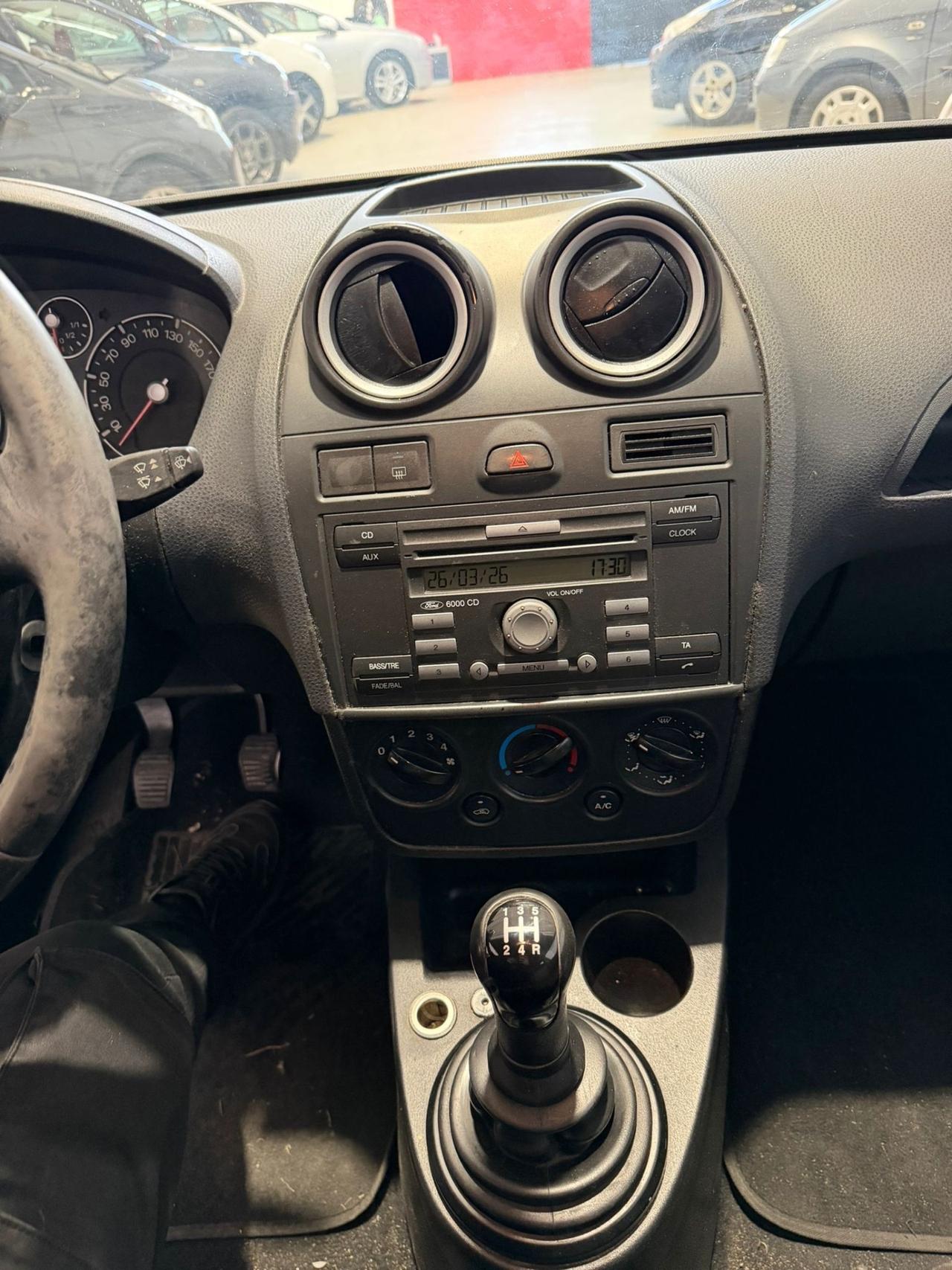 Ford Fiesta 1.2 16V 5p. Ghia