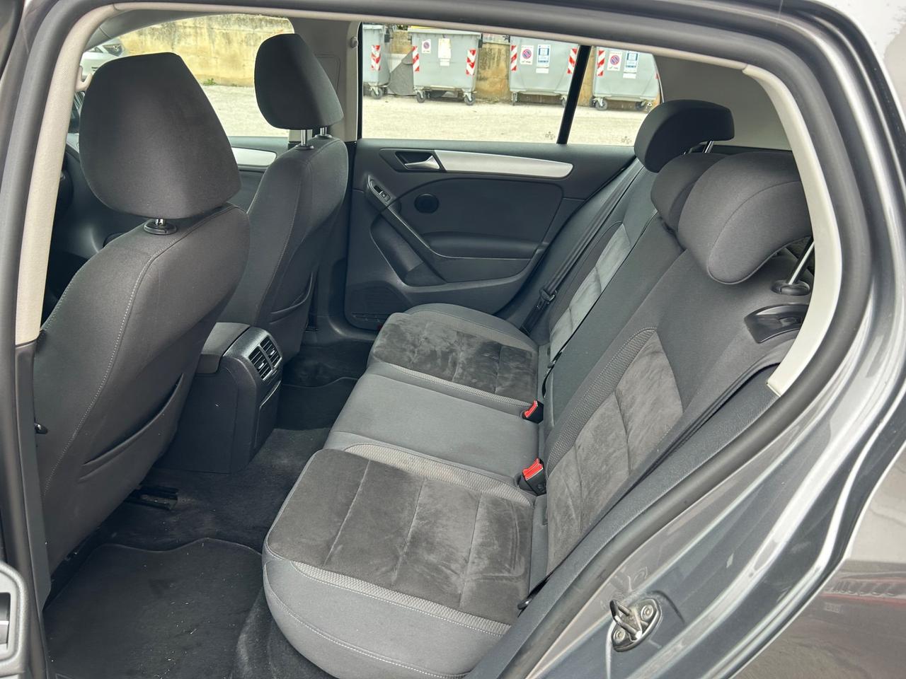 Volkswagen Golf 1.6 TDI DPF 5p. Highline