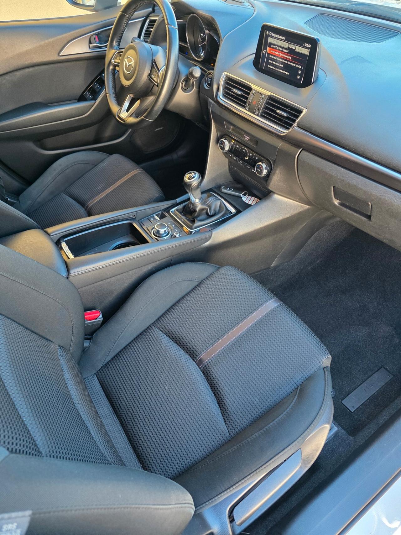 Mazda 3 Mazda3 2.2 Skyactiv-D Exceed