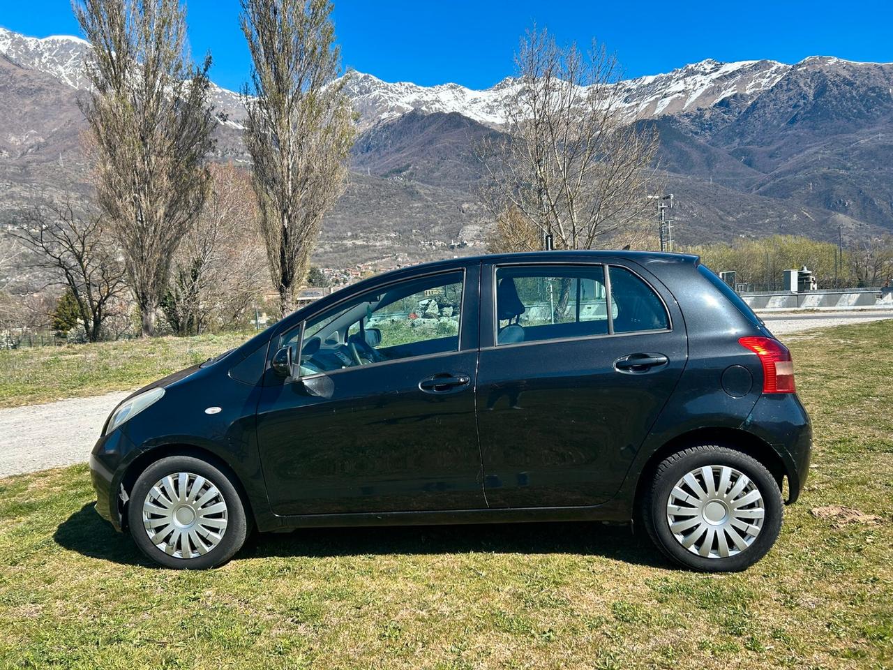 Toyota Yaris 1.3 5 porte Sol Benzina