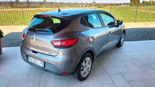 Renault Clio 1.2 75CV 5 p. Zen SOLI 100.000 KM!! X NEOPATENTATI