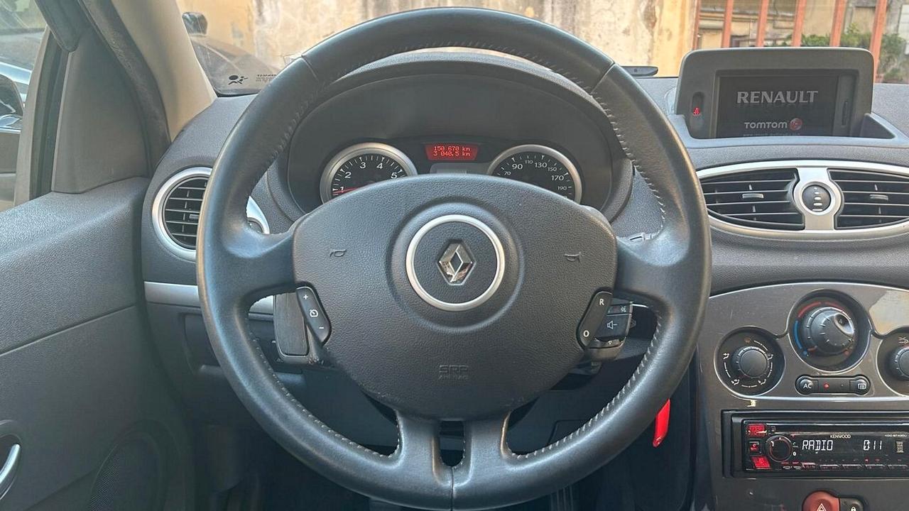 Renault Clio 1.2 16V 5 porte Dynamique