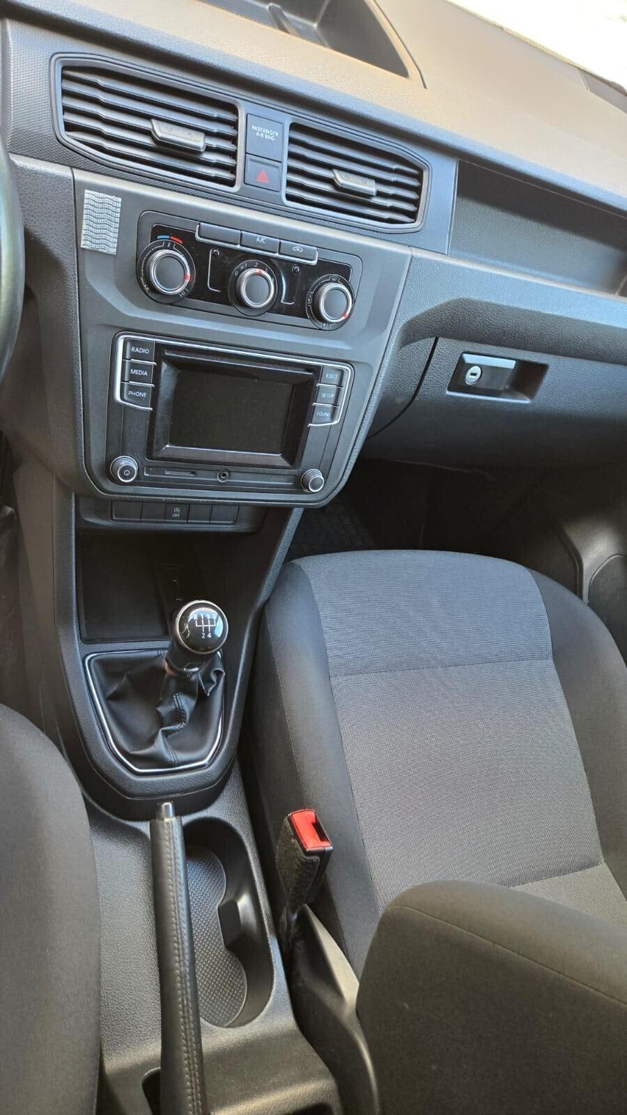 Volkswagen Caddy 2.0 TDI 102 CV Highline 2Posti