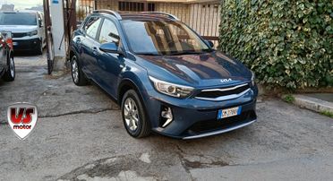 KIA STONIC 1.2 BENZ-RETROC-GARANZIA FULL
