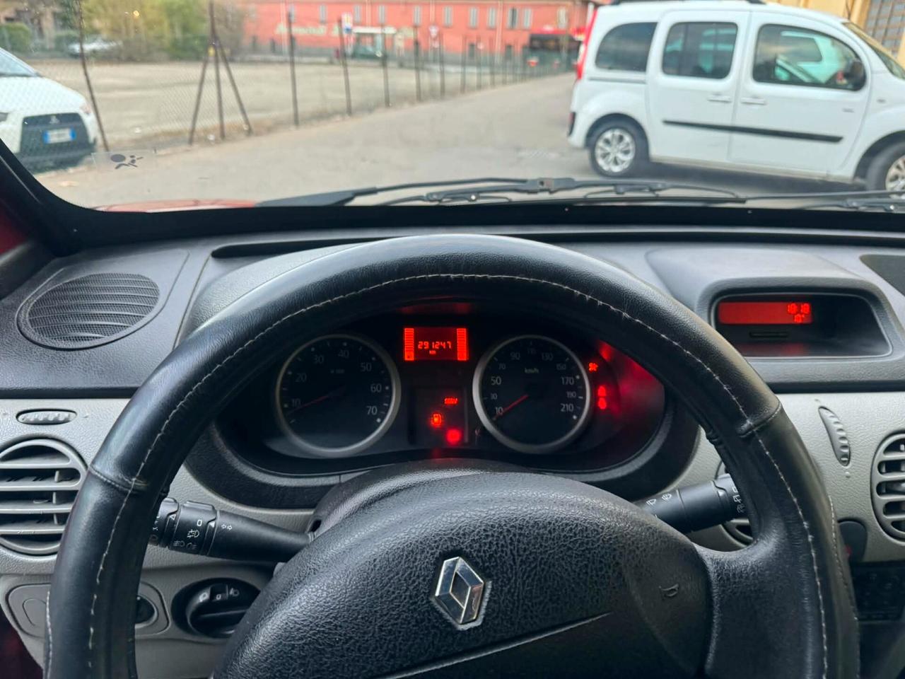 Renault Kangoo 1.6 16V 5p. BenzMetano Luxe