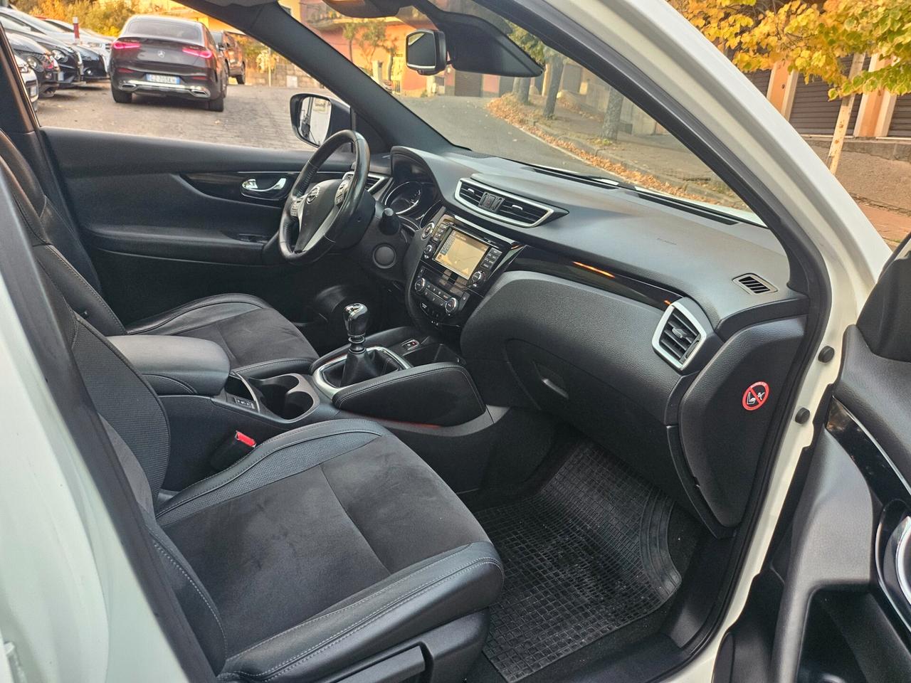 Nissan Qashqai 1.5 dCi N-Connecta 2016