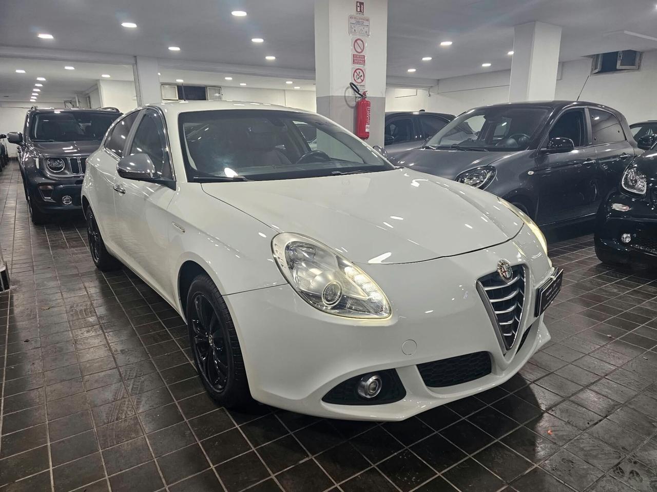 Alfa Romeo Giulietta 1.6 JTDm-2 105 CV Distinctive