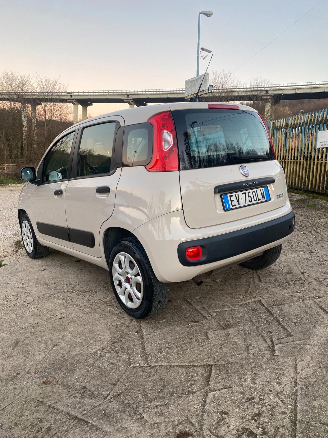 Fiat Panda 0.9 TwinAir Turbo Natural Power Lounge