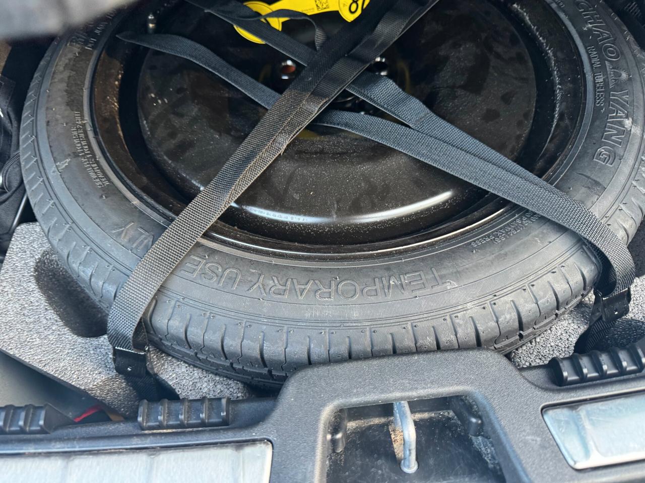 Volvo XC 60 XC60 D5 AWD Geartronic R-design