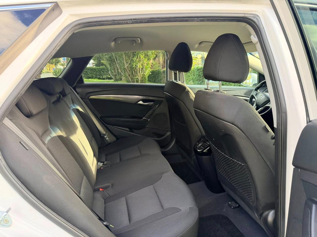 Hyundai i40 Wagon 1.7 crdi Style ISG 141cv auto