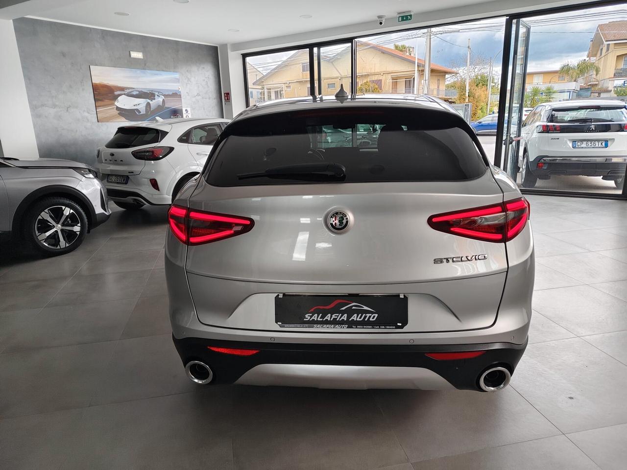 Alfa Romeo Stelvio 2.2 Turbodiesel 160 CV AT8 RWD Rosso Edizione