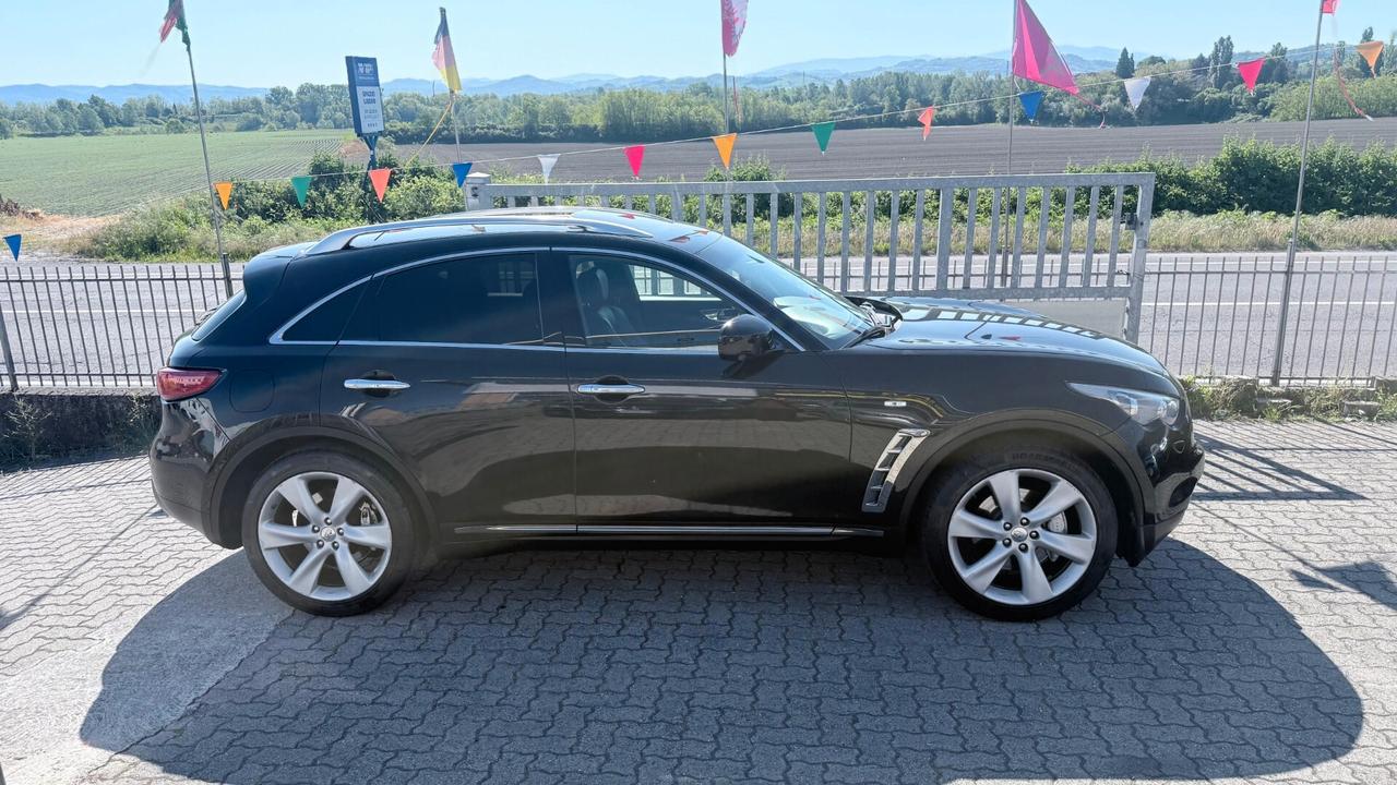Infiniti FX FX30d S 3.0 DIESEL 4X4