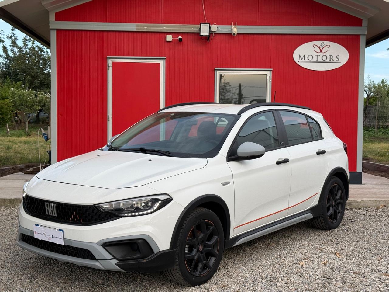 Fiat Tipo 1.6 Mjt S&S 5 porte Cross Garmin