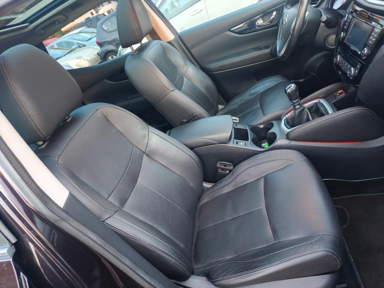 Nissan Qashqai 1.5dCi N-tec/pelle/360/tetto