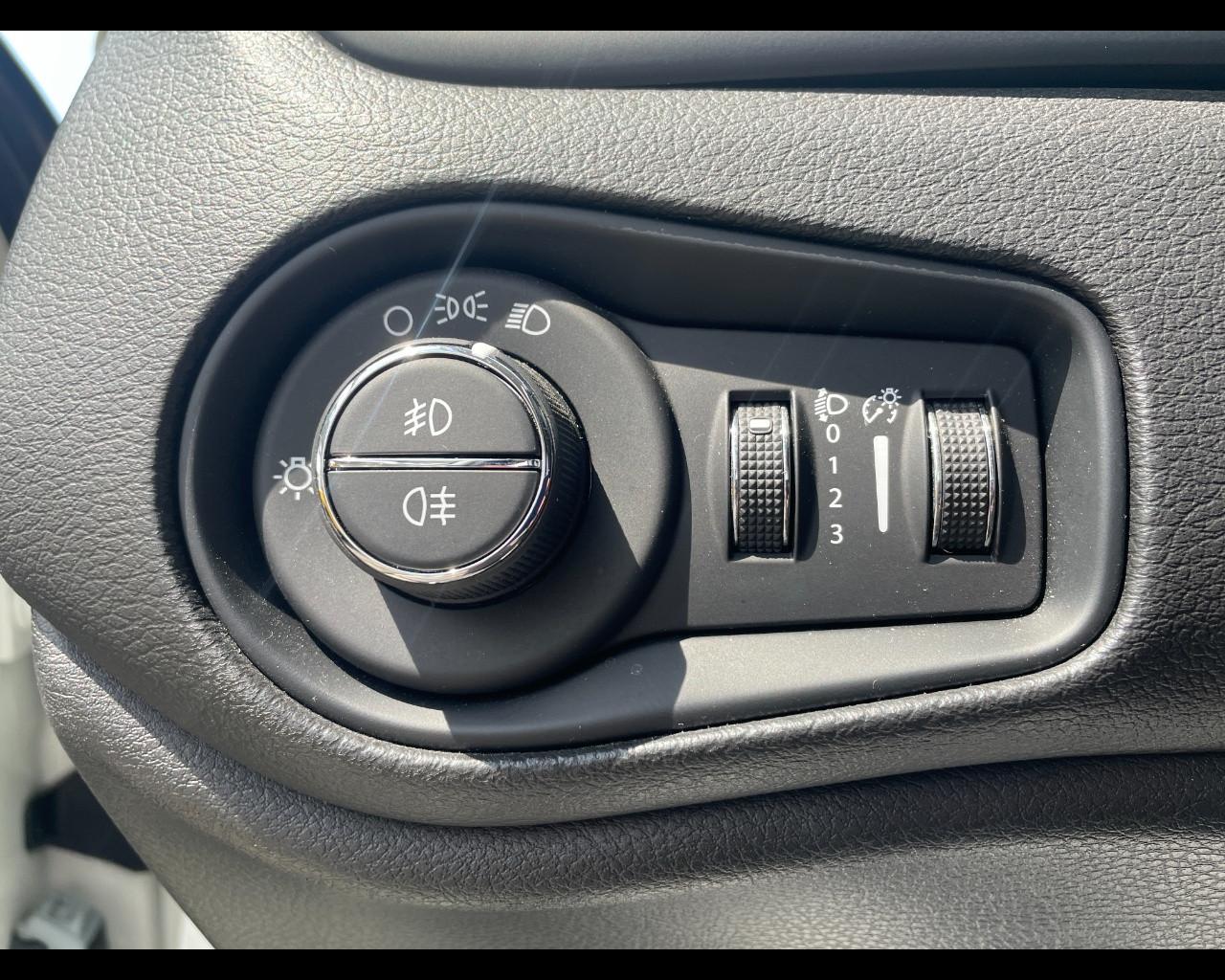 JEEP Renegade 2019 - Renegade 1.3 t4 Limited 2wd 150cv ddct