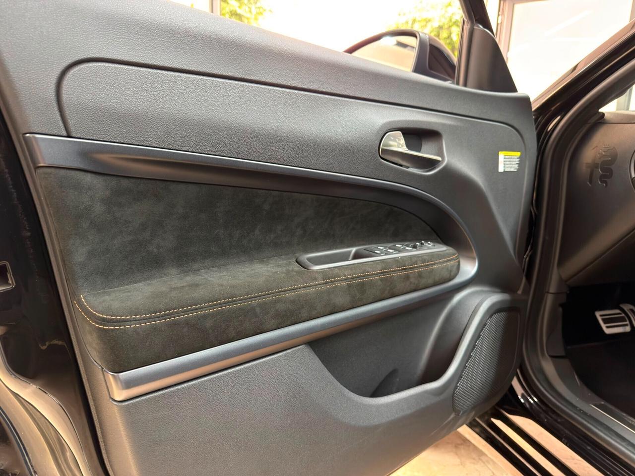 Alfa Romeo Junior 1.2 145 CV Hybrid eDCT6 Q4 Intensa Km0