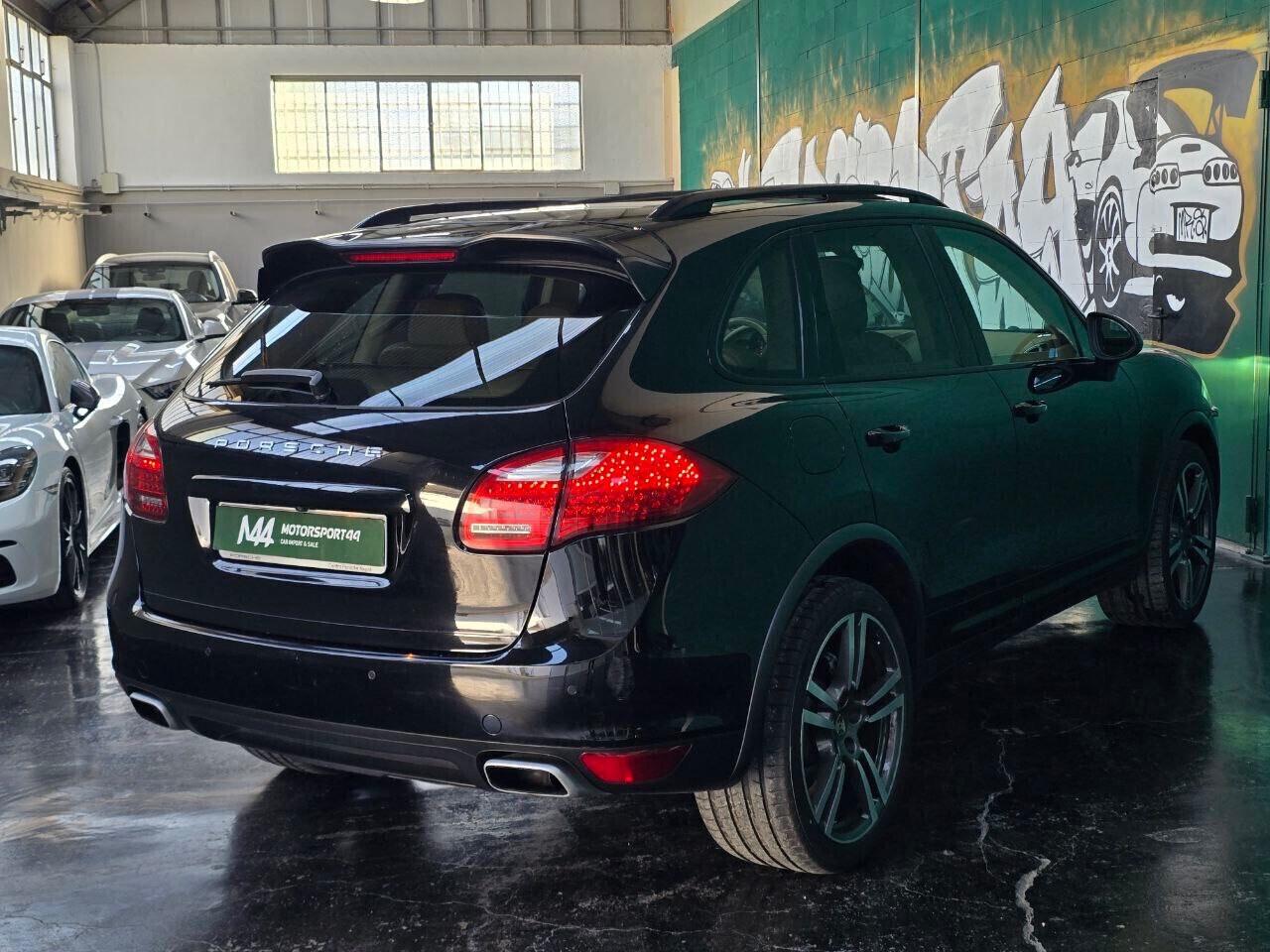 Porsche Cayenne 958 3.0 TDi *TETTO