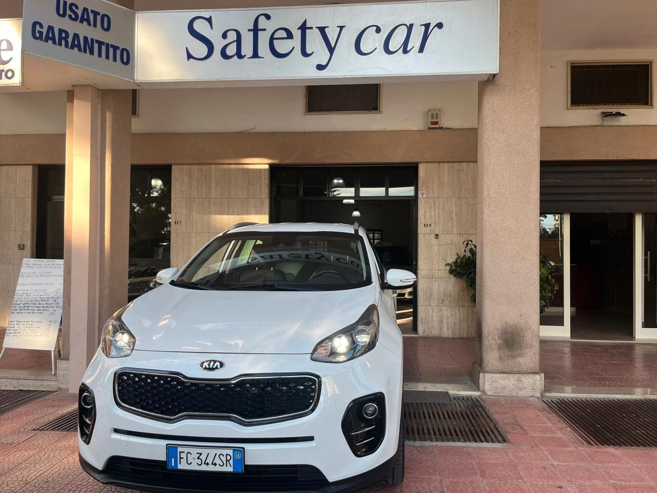 Kia Sportage1.7CRDI Full navi retro garantita-16