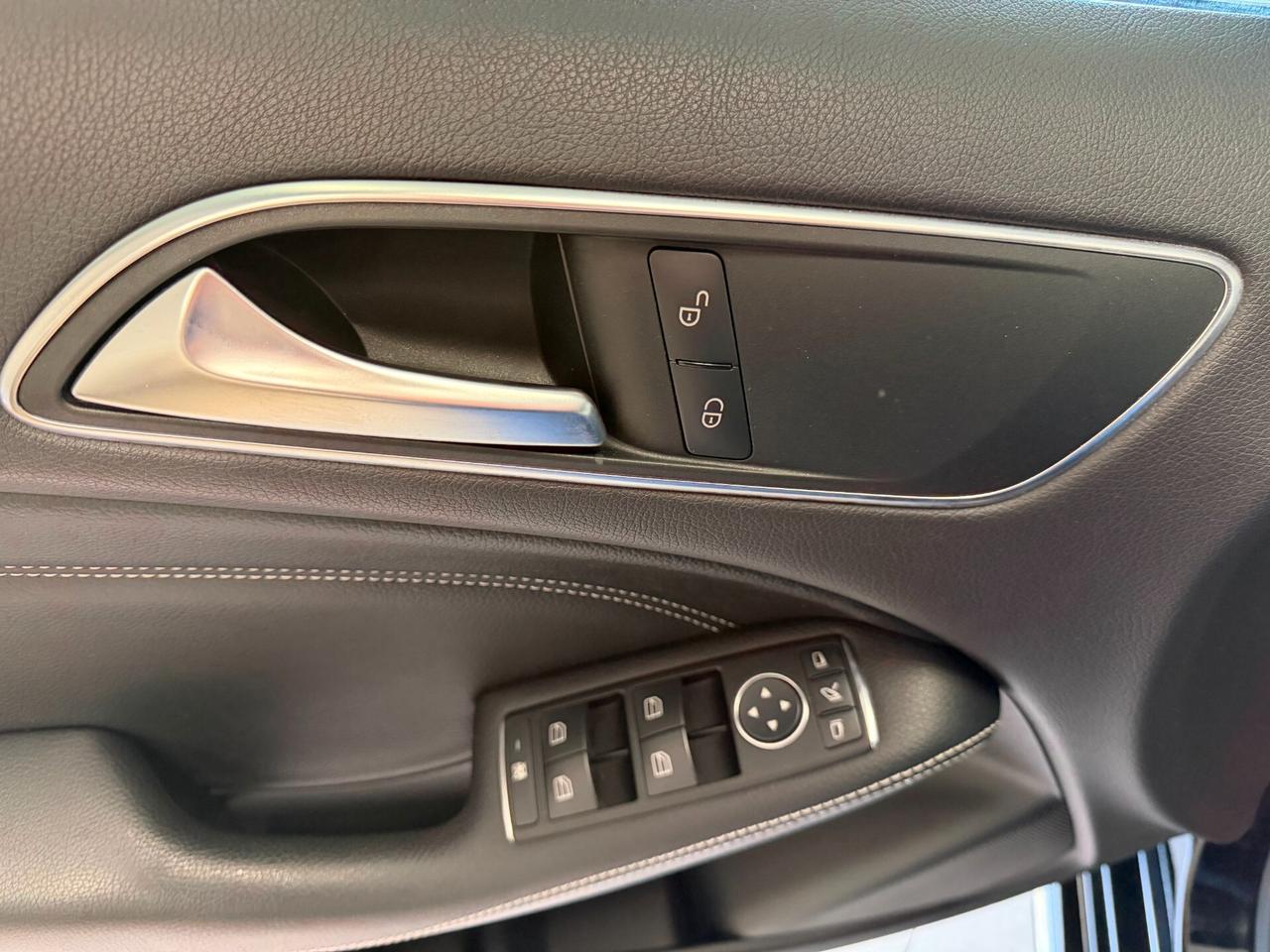 Mercedes-benz B 180 CDI Automatic Premium OK NEOPATENTATO