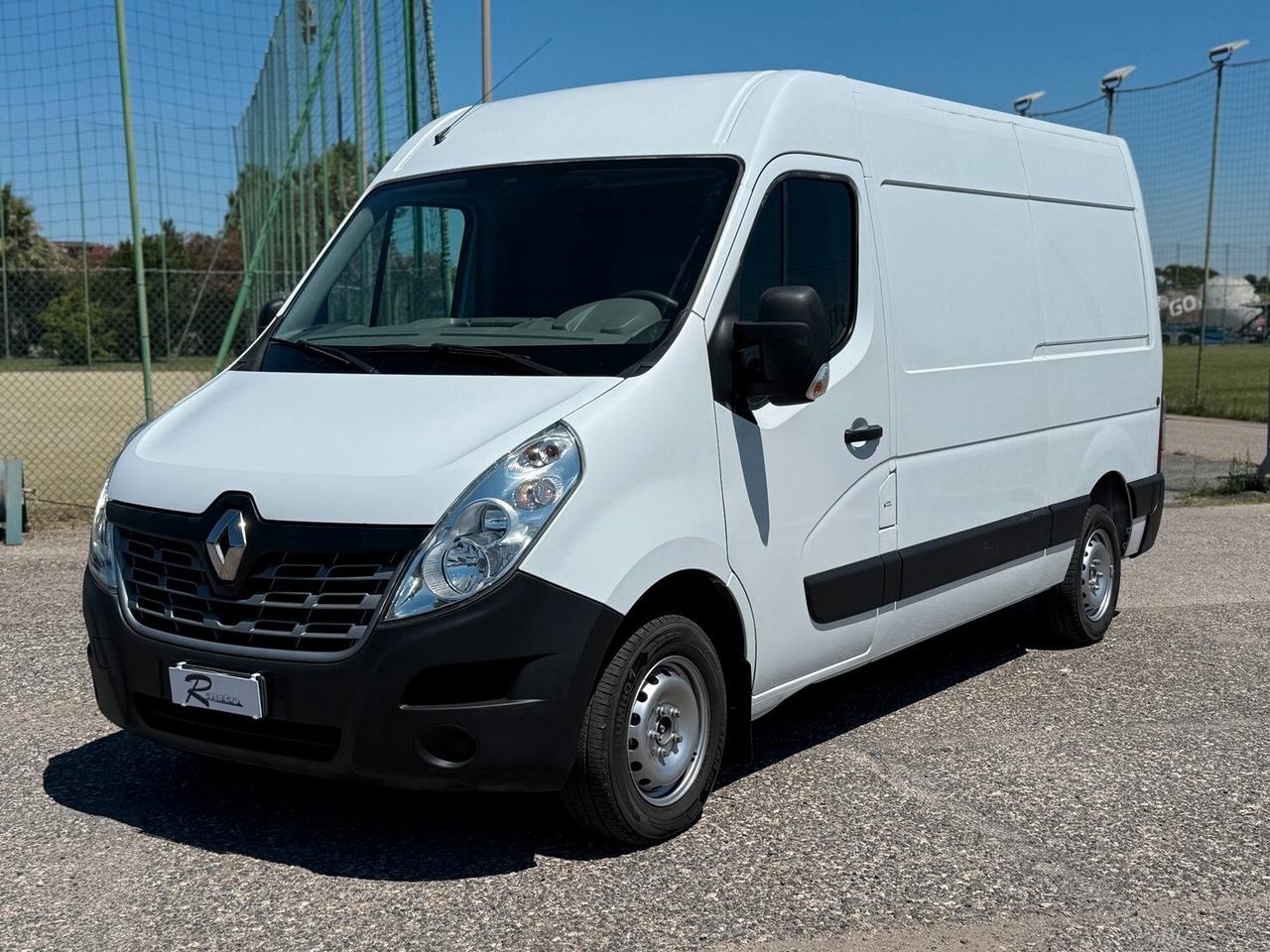 Renault Master 2.3 dCi (130 CV) L2H2 MM35