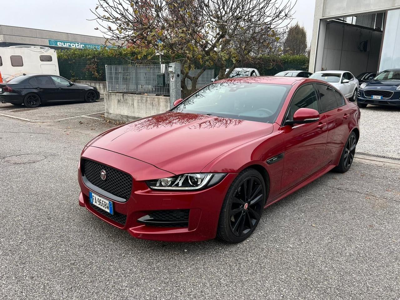 Jaguar XE 2.0 D Turbo aut.EURO 6B MOTORE DA RIVESIONARE