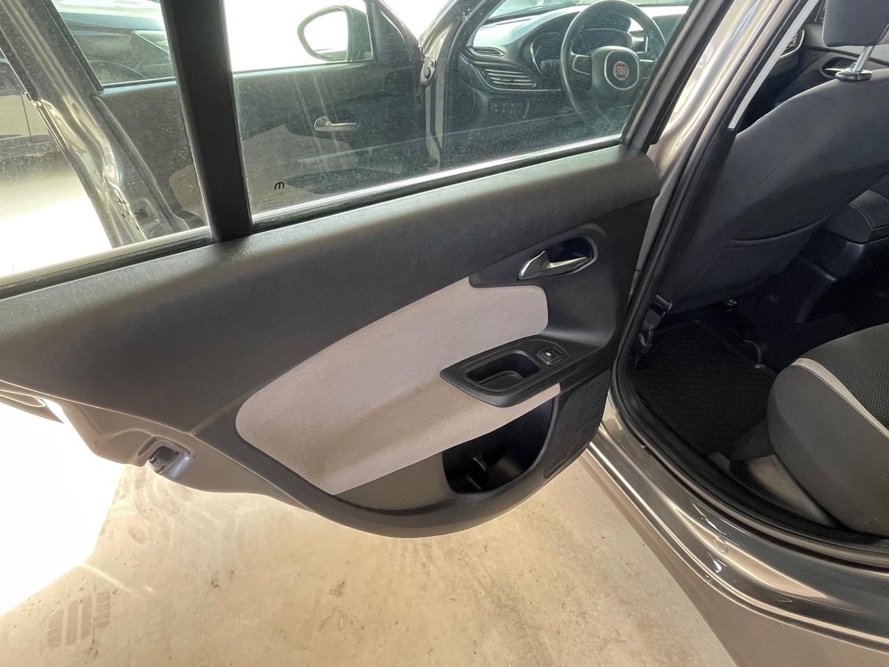 Fiat Tipo 1.6 Mjt S&S SW Lounge