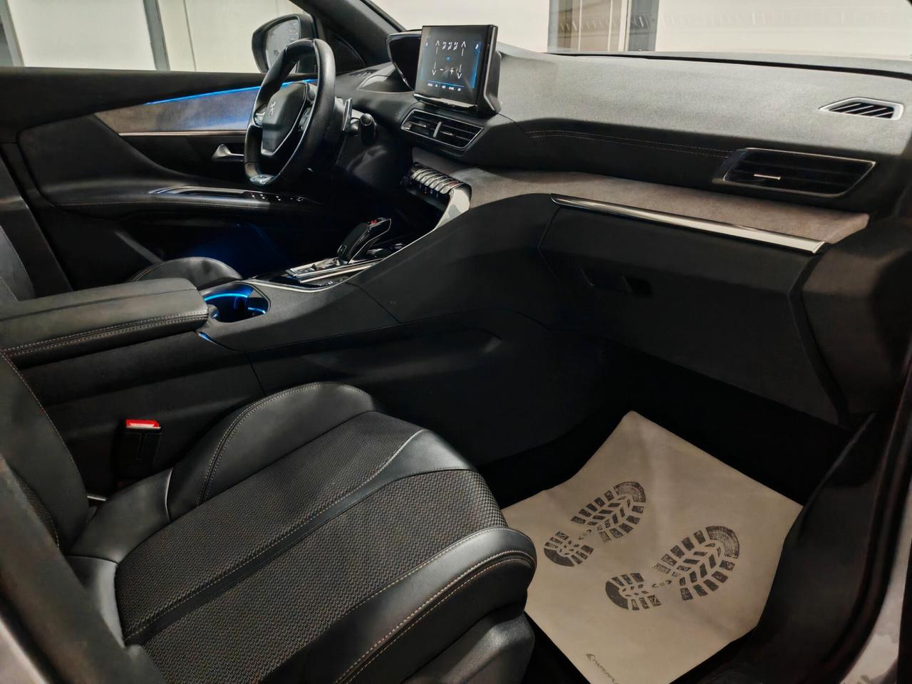 Peugeot 3008BlueHDi GT Pack navig cam 2022