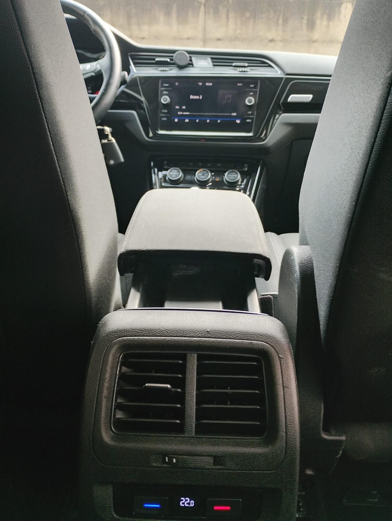 Volkswagen Touran 2.0 TDI 150 CV SCR DSG Executive BlueMotion Tech.