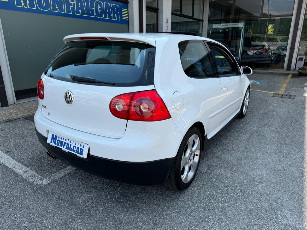 Volkswagen Golf 2.0 16V TFSI 3p. GTI