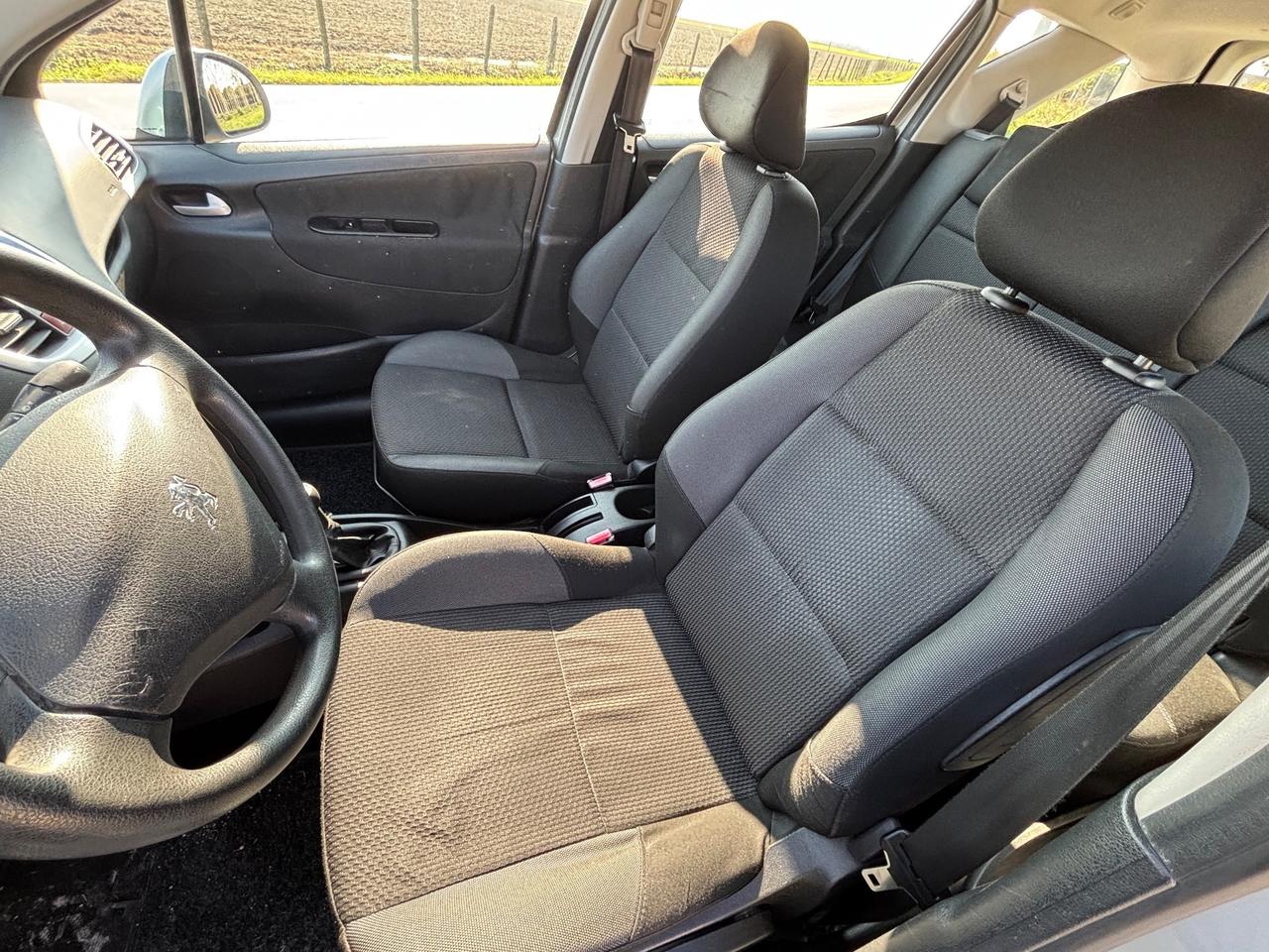 Peugeot 207 1.4 VTi 95CV SW Energie Sport