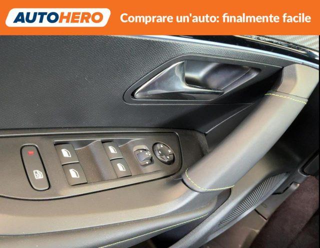 PEUGEOT 2008 Hybrid 136 e-DCS6 GT
