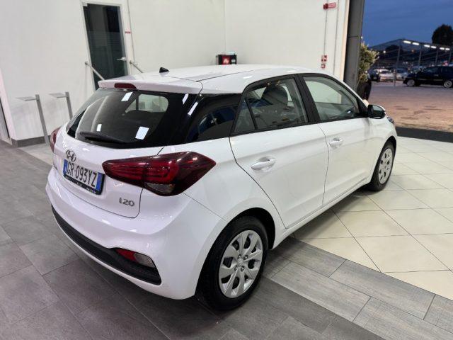 HYUNDAI i20 1.2 5 porte Connectline