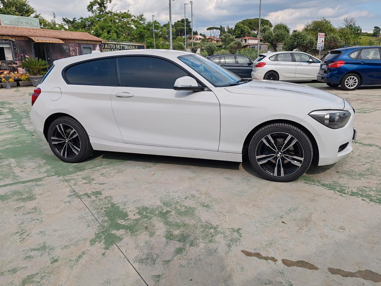 Bmw 116 116d 3p. Urban NEOPATENTATI