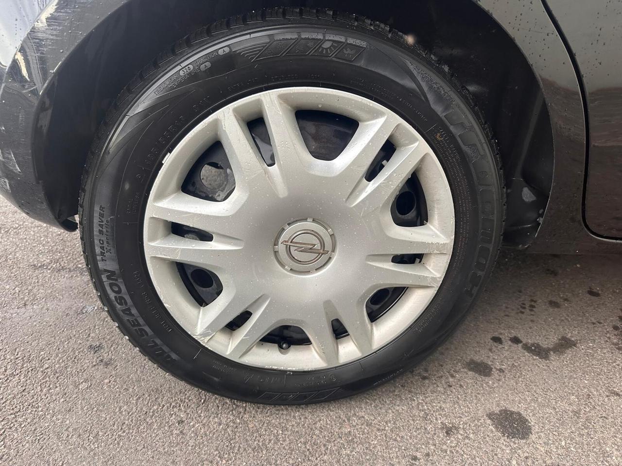 Opel Corsa 1.4 90CV GPL Tech 5 porte Advance