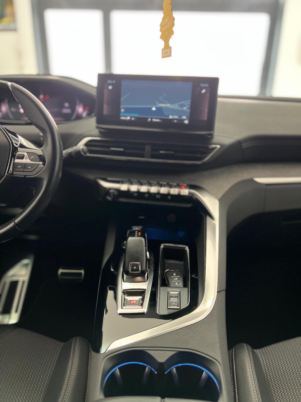 Peugeot 3008 BlueHDi 130 S&S EAT8 GT
