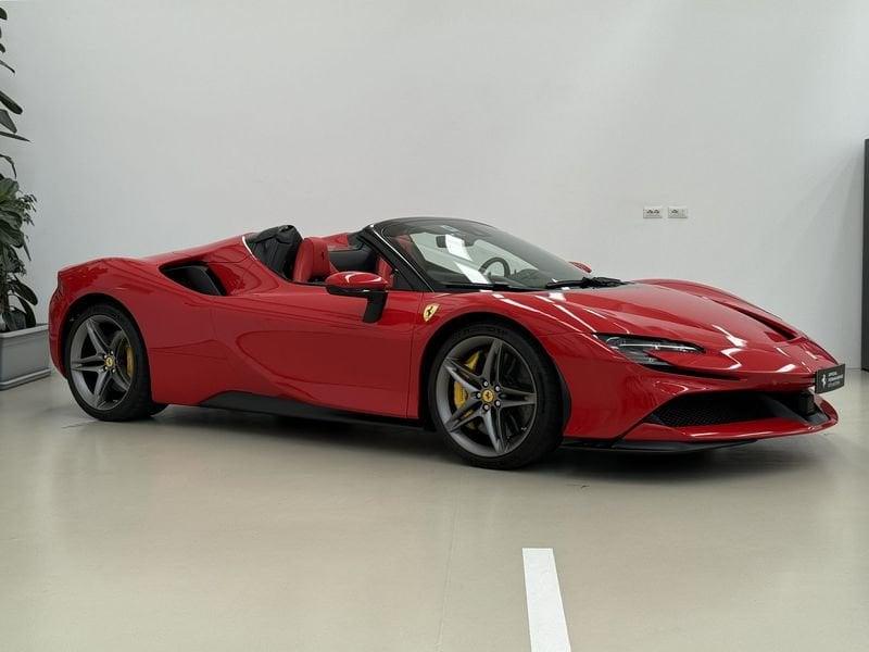 Ferrari SF90 SF90 Spider