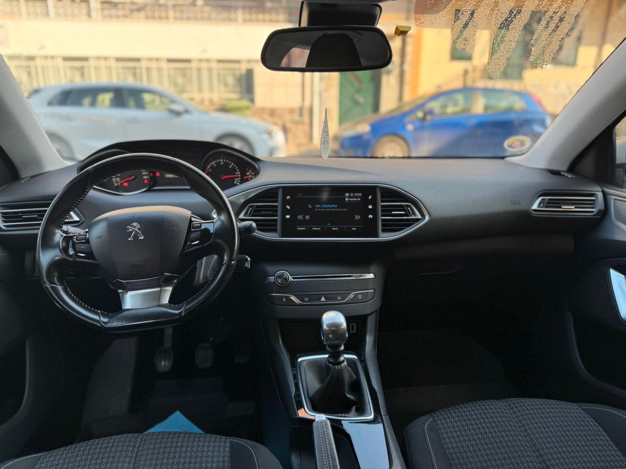 Peugeot 308 BlueHDi 100 S&S Allure